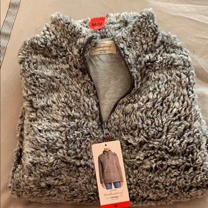 Wooly plush pullover